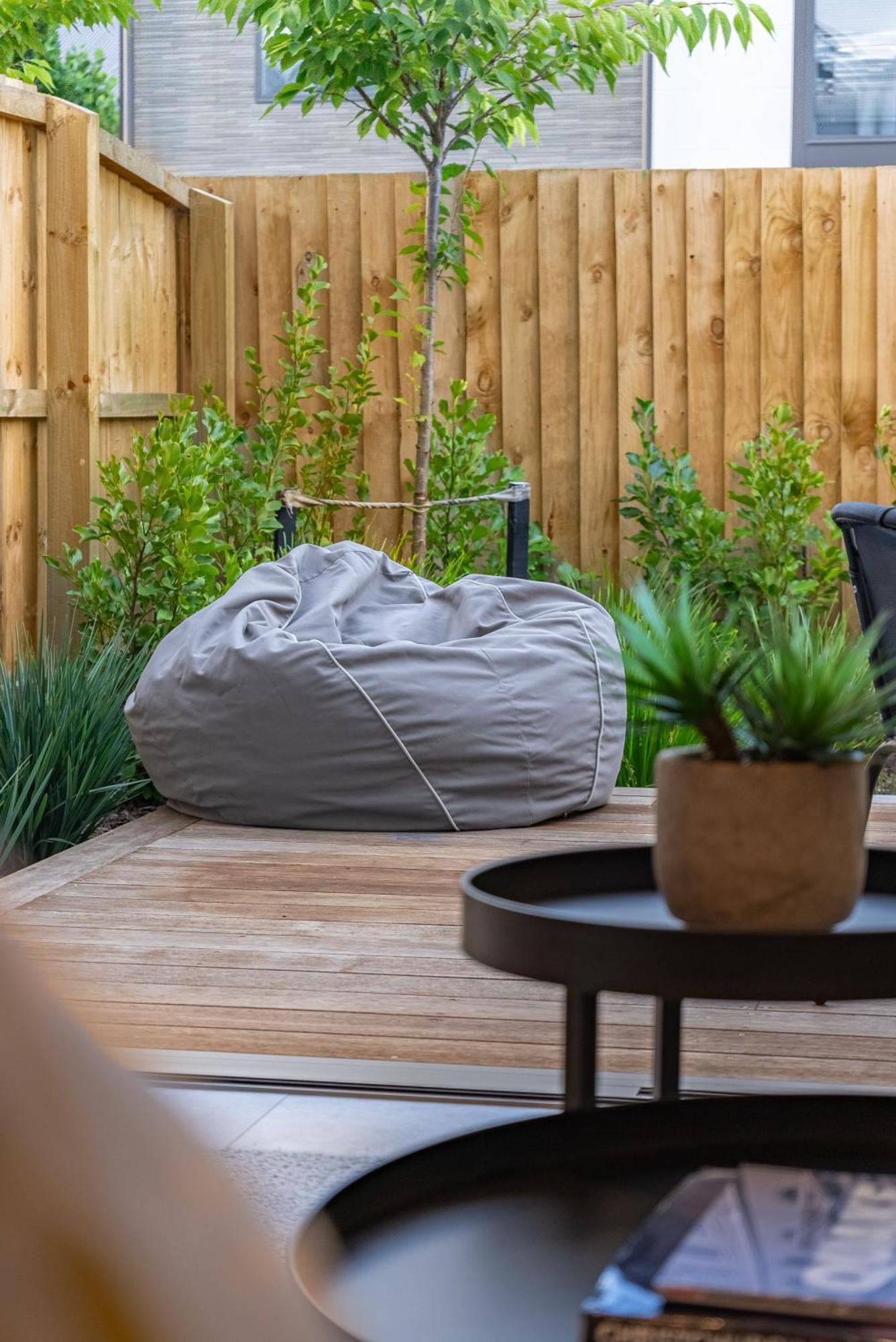 Urban Nest - Entire Townhouse And Free Parking Βίλα Κράισττσερτς Εξωτερικό φωτογραφία