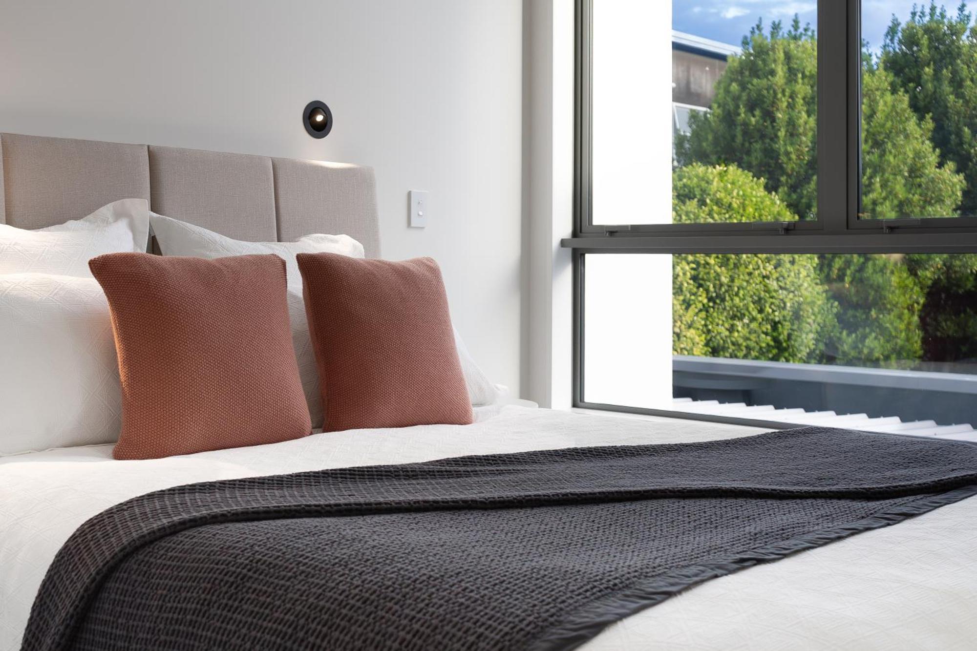 Urban Nest - Entire Townhouse And Free Parking Βίλα Κράισττσερτς Εξωτερικό φωτογραφία
