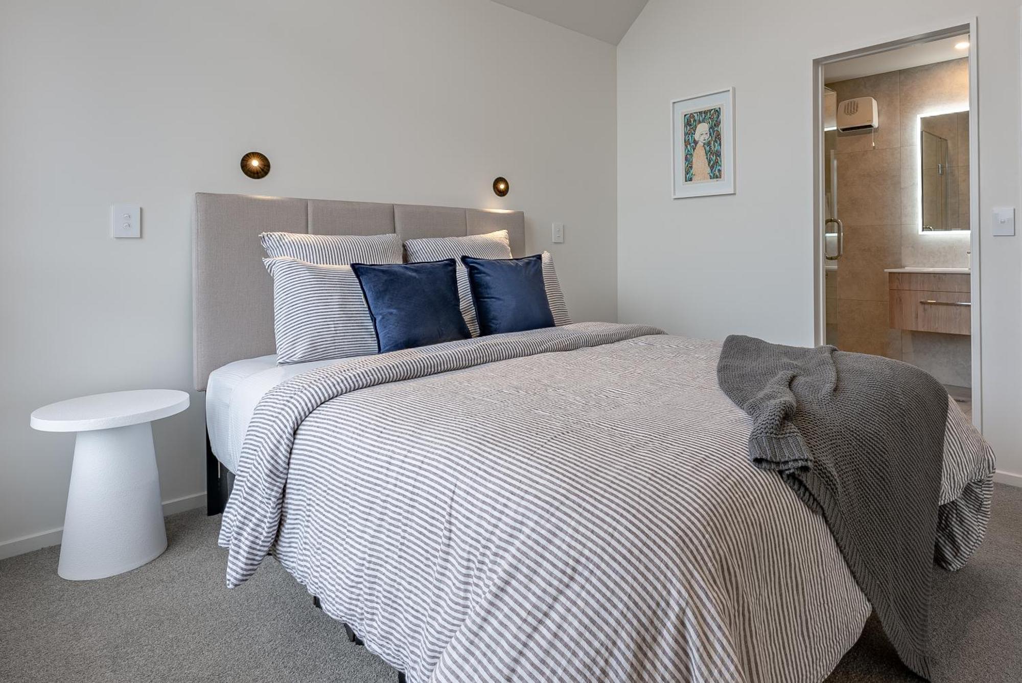 Urban Nest - Entire Townhouse And Free Parking Βίλα Κράισττσερτς Εξωτερικό φωτογραφία